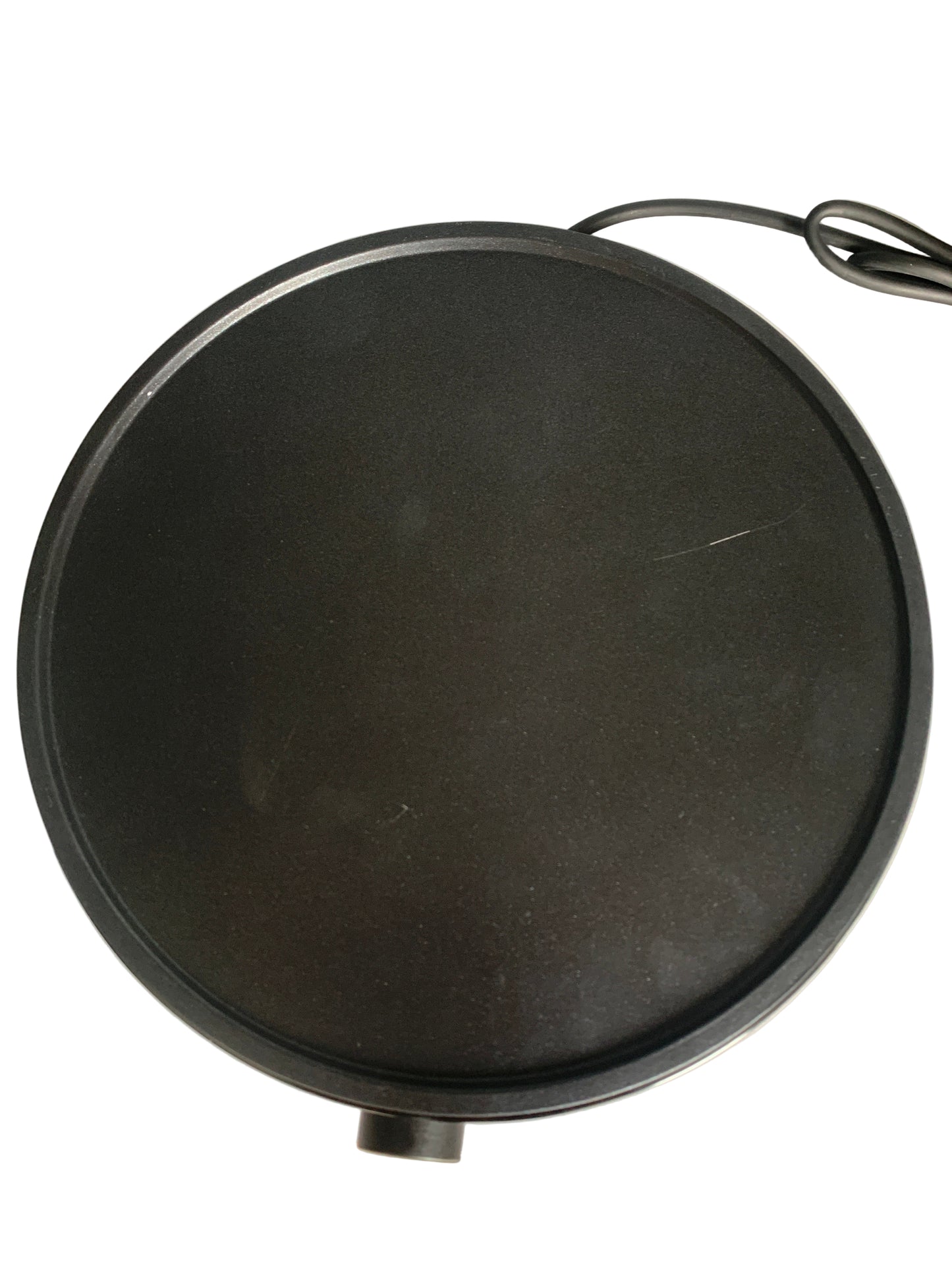 Korona Makineri për crepes 1200 Watt, diametri 30 cm, e lehtë për pastrim falë mbulesës anti-ngjitëse, përfshin shpërndarës brumi, e zezë.