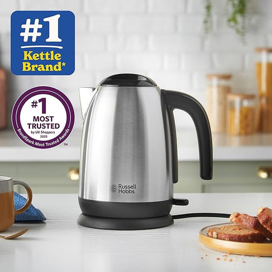 Çajnik Elektrik Russell Hobbs me Çelik të Lëmuar dhe Ngjyrë të Zezë, 1.7L, Pa Tel, Me Dorezë të Zezë | Zierje e Shpejtë 3KW | Filtër Kundër Kalçifikimit i Lëvizshëm dhe i Lahet | Kapak i Hiqshëm | Hapur për Derdhje të Përkryer | Modeli 23910