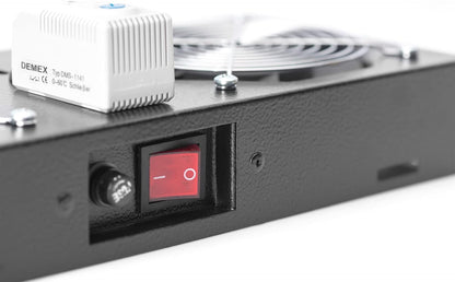 Njësia e Ventilimit në Çati për Kabinete Murale / Rack DIGITUS, me 2 Ventilatorë dhe Termostat, e Zezë