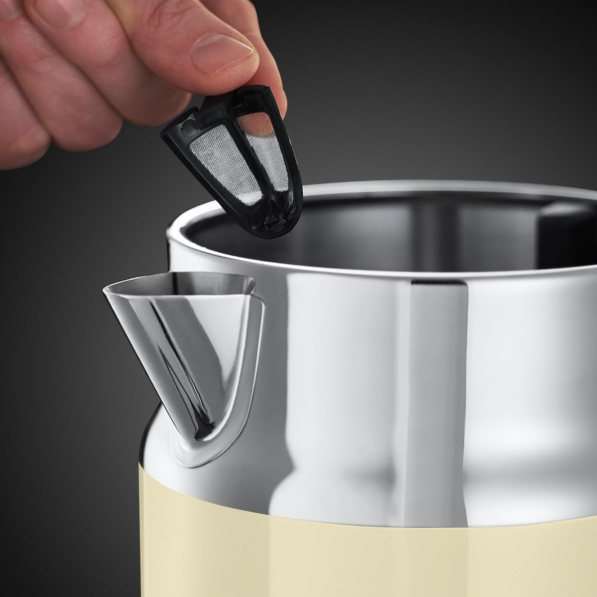 Çajnik Russell Hobbs [1.7L, 2400W] në Stil Retro, Ngjyrë Krem dhe Çelik i Lëmuar | Funksion Ngrohje e Shpejtë | Dizajn Vintage me Ekran Temperaturë Uji | Tregues i Jashtëm i Nivelit të Ujit | Modeli 21672-70