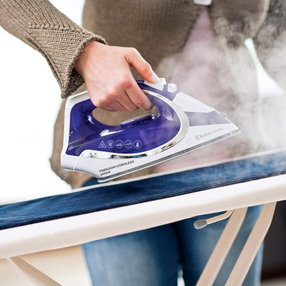 Pegëll me avull pa kabell Russell Hobbs Freedom | Karikohet shpejt në 5 sekonda | Avulli gati në 30 sekonda | Pllakë qeramike jo-ngjitëse | Shtypje avulli 135g | Avull i vazhdueshëm 40g | Rezervuar uji 300ml | 2400W | Modeli 23300