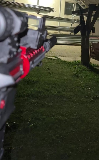 M4A1 Silencer me plumba xheli, led dhe sperkatje avulli per imitim flake,zmadhues xhami, shenjester led, gjuajtje full automatike dhe gjysem automatike. Madhesia origjinale 1:1